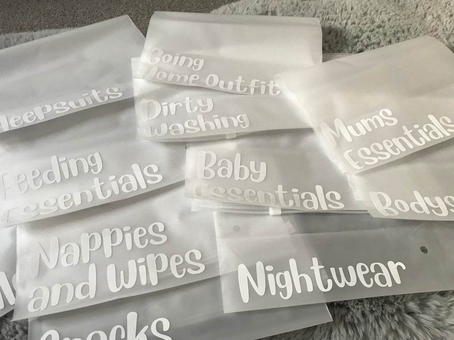 Trendy Birthing Partner Bag: Hospital Bag Organization Kit with 15 Labels.