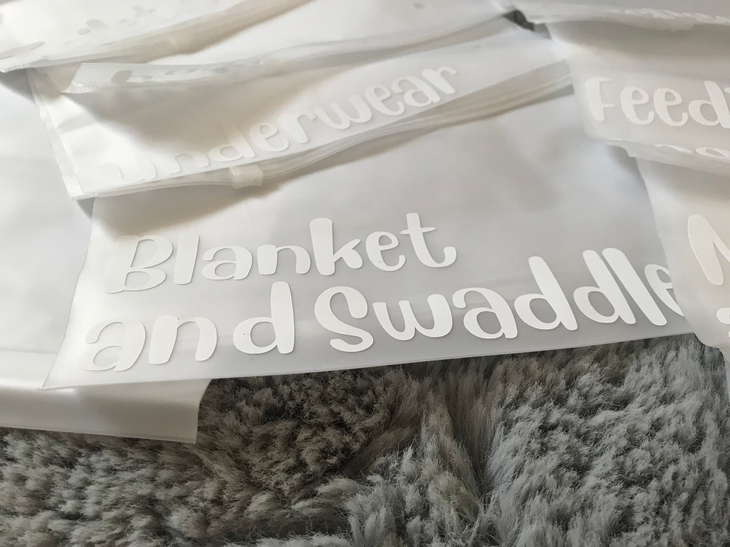 Trendy Birthing Partner Bag: Hospital Bag Organization Kit with 15 Labels.