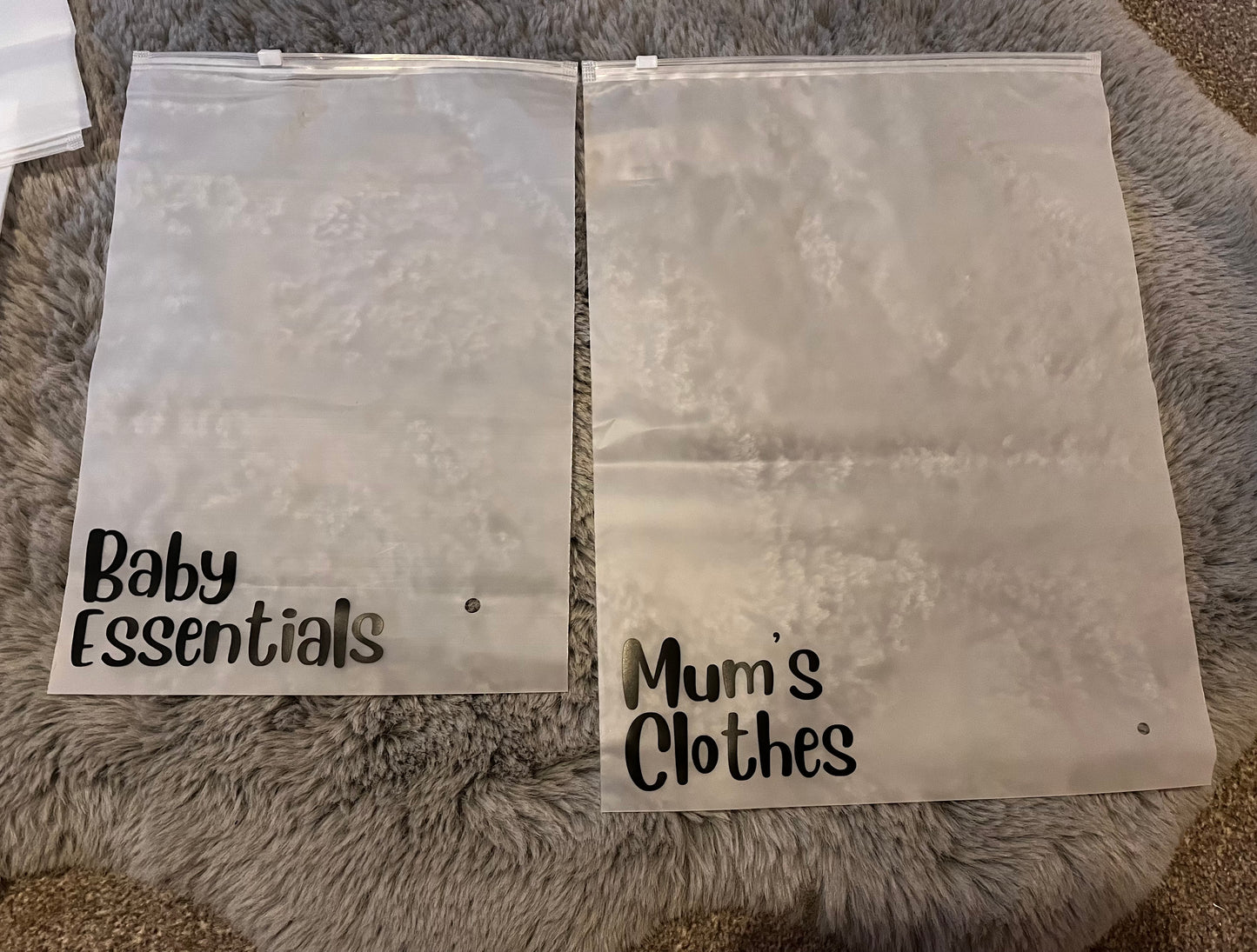 Trendy Birthing Partner Bag: Hospital Bag Organization Kit with 15 Labels.