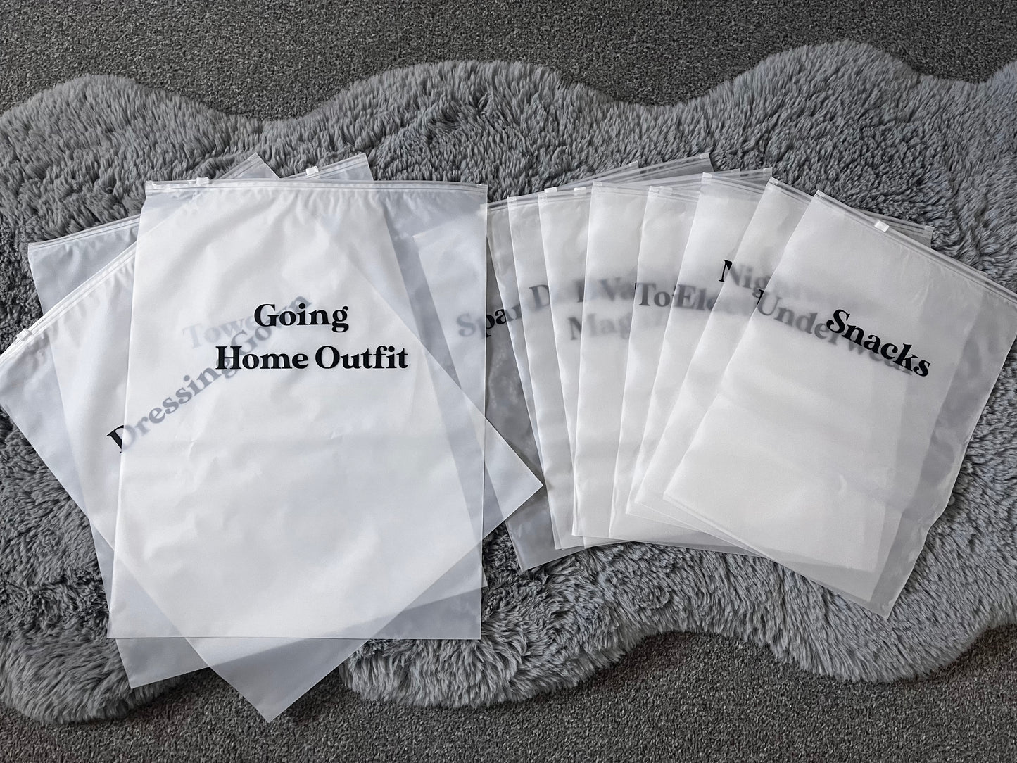 Short-Stay Hospital Bag Organizers with 9 labeled organizers and 1 spare - 24x35cm