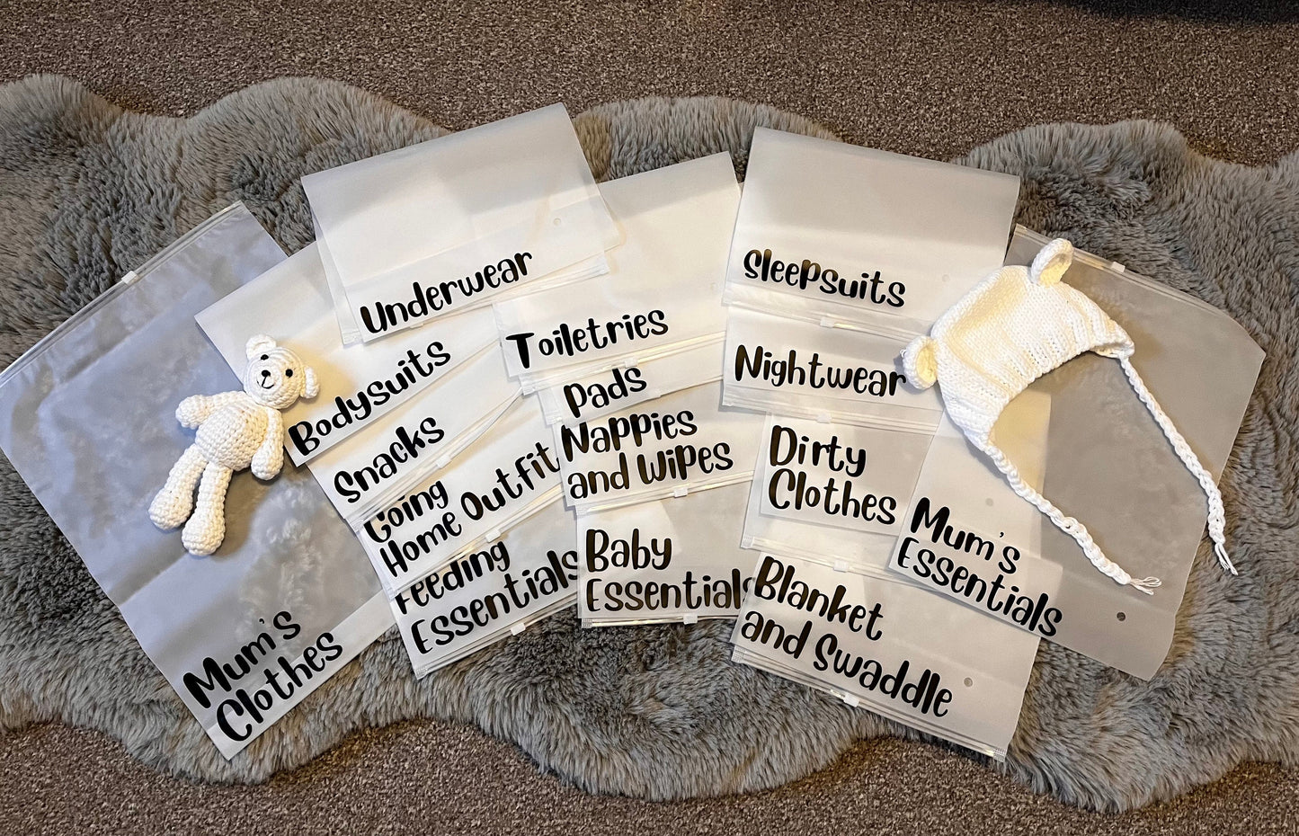 The Hospital Bag Organization Kit with 15 Labels is a trendy and fashionable bag for birthing partners.